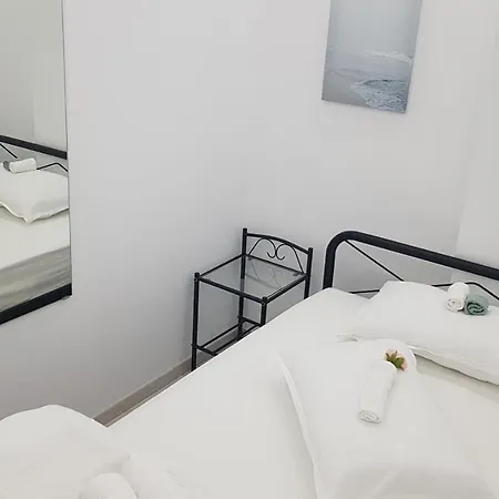 Konstantinos's Luxury Apartment *