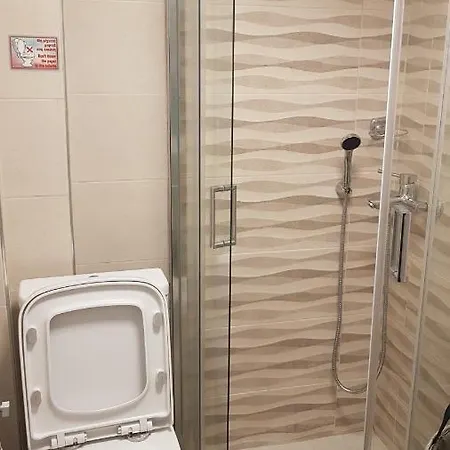 Konstantinos's Luxury Apartment *
